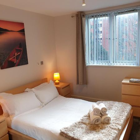 Birmingham Emerald, 2 Bedroom Apartment Exterior photo